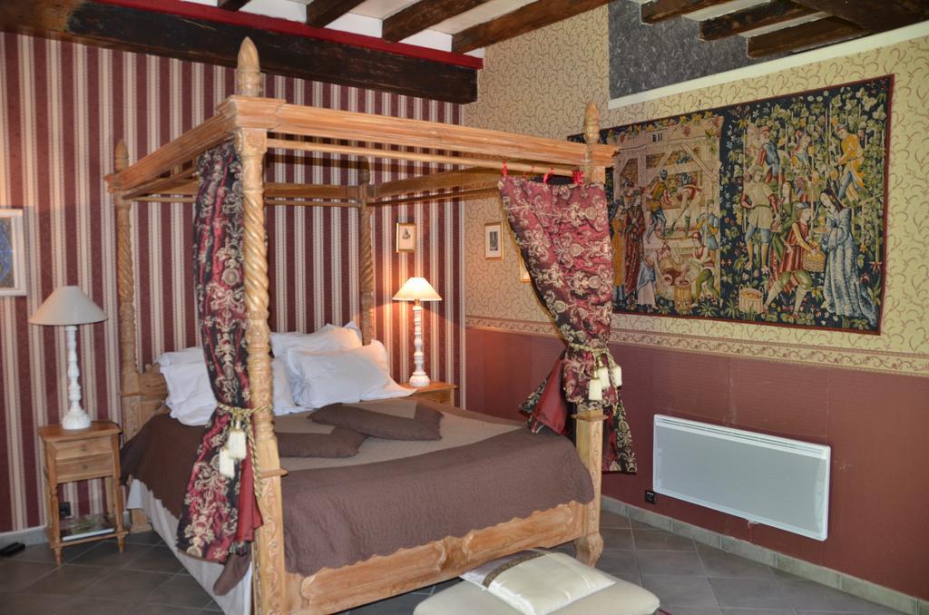 Bed and Breakfast La Tour Du Lion Рошфор-ан-Тер Экстерьер фото