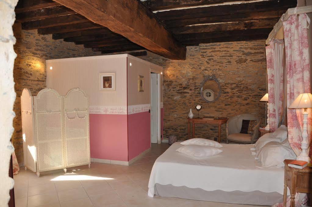 Bed and Breakfast La Tour Du Lion Рошфор-ан-Тер Экстерьер фото